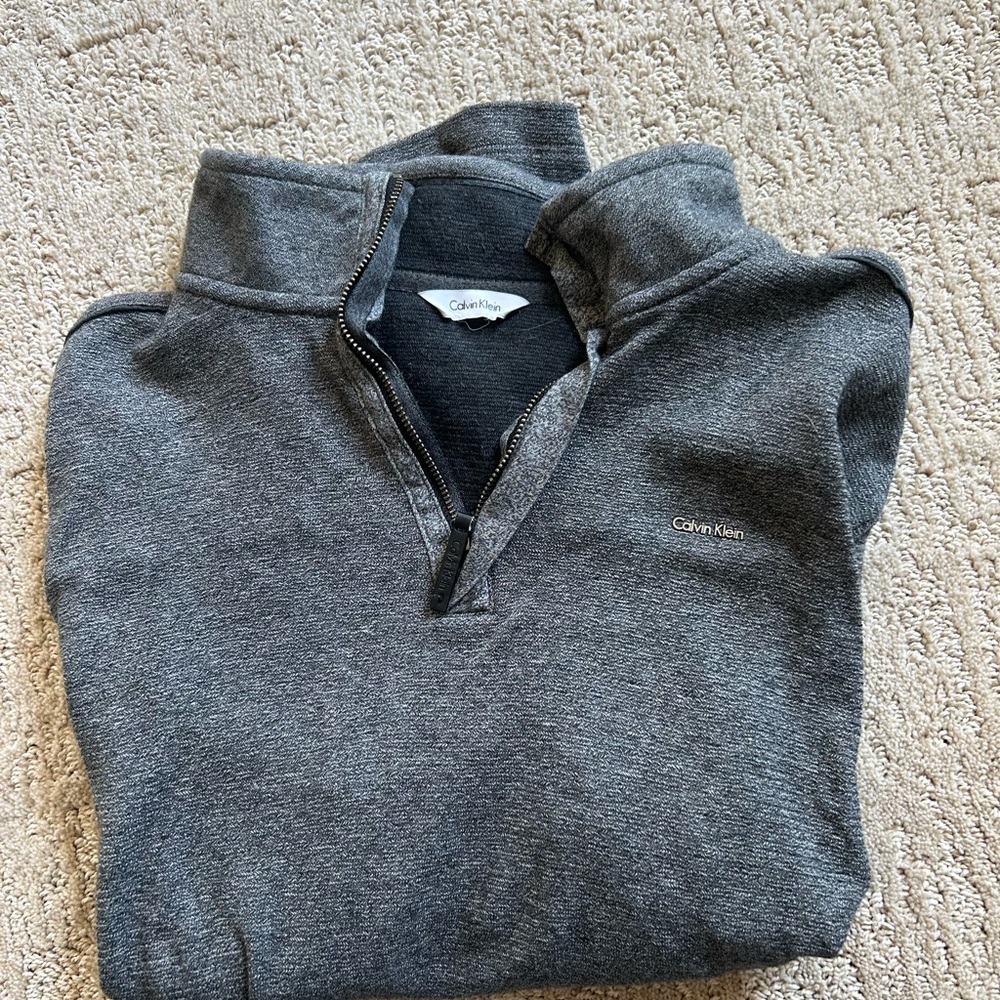 Calvin Klein Men's Gray Sweater